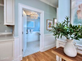 7 Heusted Drive, Old Greenwich CT 06870