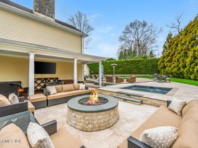 21 Fox Hill Lane, Darien CT 06820