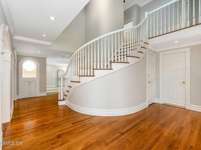 21 Fox Hill Lane, Darien CT 06820
