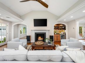 21 Fox Hill Lane, Darien CT 06820