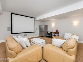 21 Fox Hill Lane, Darien CT 06820