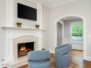 21 Fox Hill Lane, Darien CT 06820
