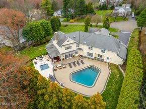 21 Fox Hill Lane, Darien CT 06820