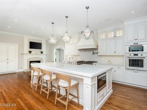 21 Fox Hill Lane, Darien CT 06820