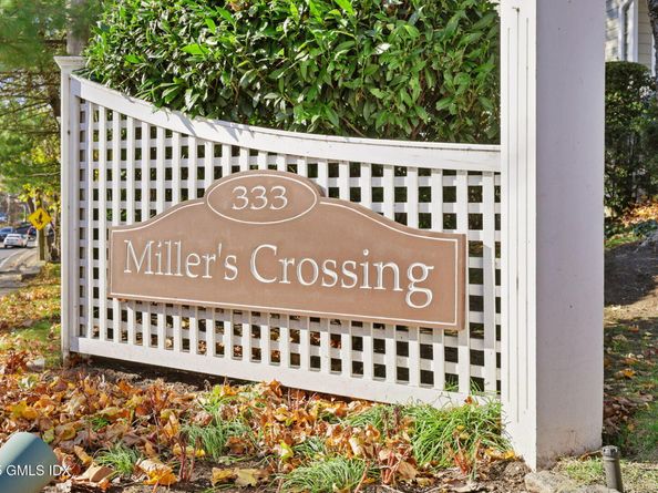 333 Palmer Hill Road 2E, Riverside CT 06878