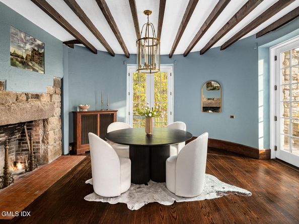 271 Hunting Ridge Road, Stamford CT 06903