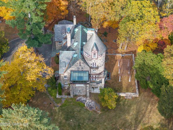 271 Hunting Ridge Road, Stamford CT 06903