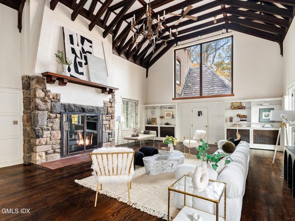 271 Hunting Ridge Road, Stamford CT 06903