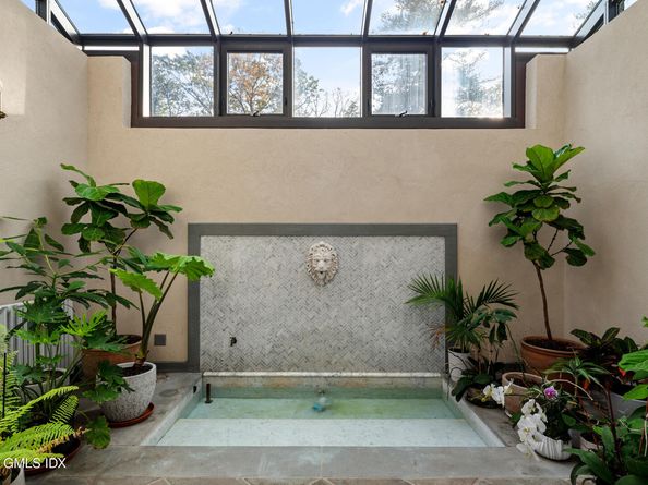 271 Hunting Ridge Road, Stamford CT 06903