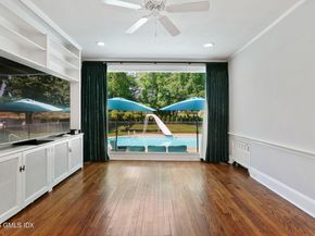 4611 Main Street, Stratford CT 06614