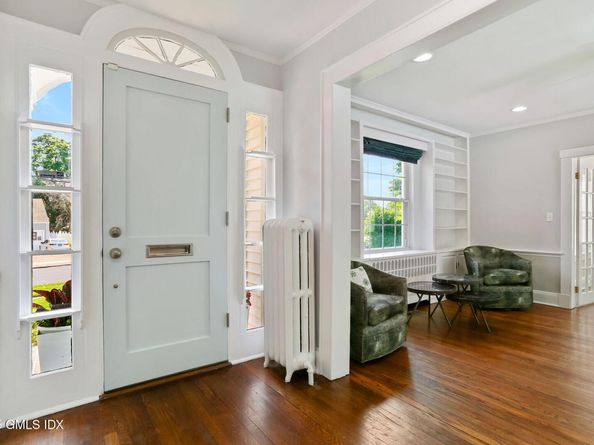 4611 Main Street, Stratford CT 06614