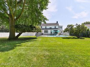 4611 Main Street, Stratford CT 06614