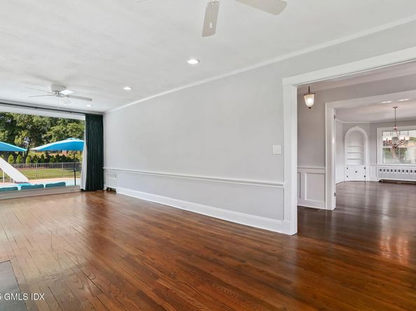 4611 Main Street, Stratford CT 06614