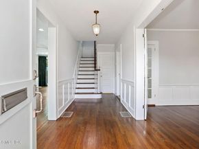 4611 Main Street, Stratford CT 06614