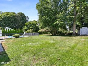 4611 Main Street, Stratford CT 06614