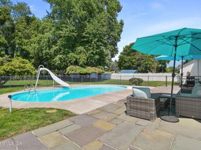 4611 Main Street, Stratford CT 06614