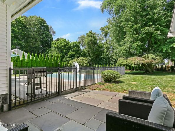 4611 Main Street, Stratford CT 06614