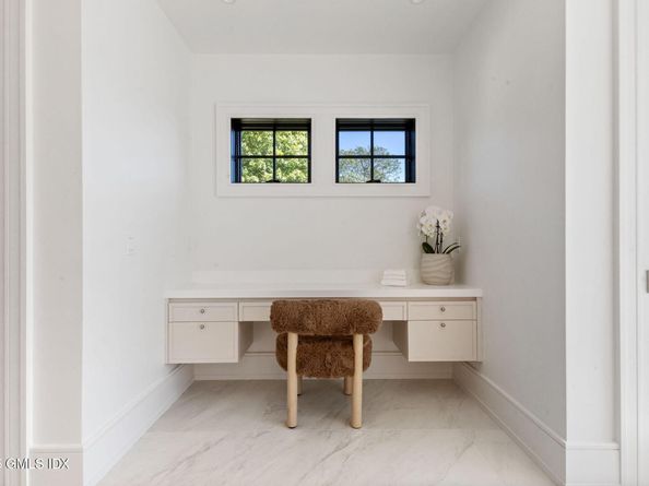 48 Lexington Avenue, Greenwich CT 06830