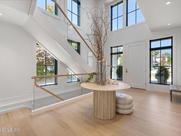 48 Lexington Avenue, Greenwich CT 06830