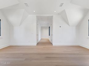 48 Lexington Avenue, Greenwich CT 06830