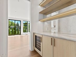 48 Lexington Avenue, Greenwich CT 06830