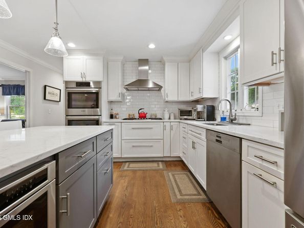 27 Sound Beach Avenue, Old Greenwich CT 06870