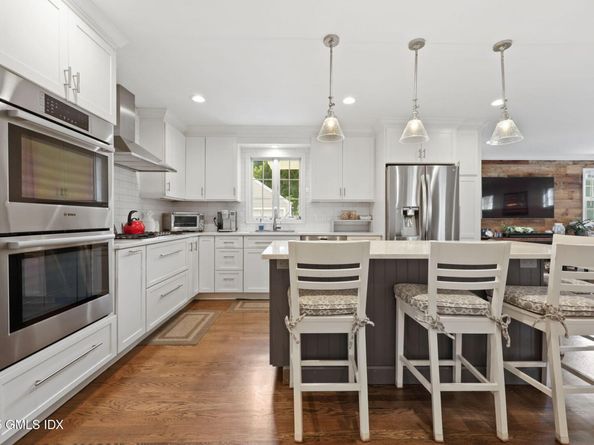 27 Sound Beach Avenue, Old Greenwich CT 06870