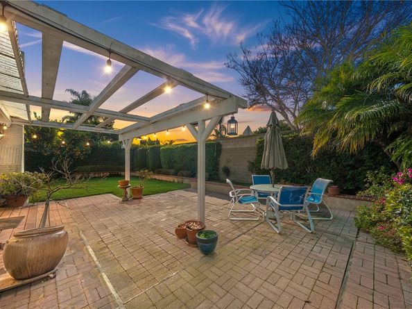 21091 Chubasco, Huntington Beach CA 92646