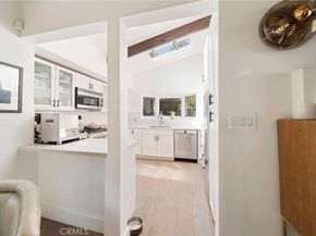 2522 Zorada Drive, Los Angeles CA 90046