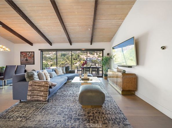 2522 Zorada Drive, Los Angeles CA 90046