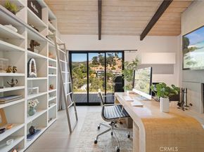 2522 Zorada Drive, Los Angeles CA 90046
