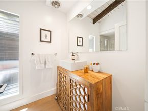 2522 Zorada Drive, Los Angeles CA 90046