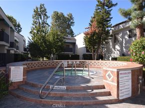 18645 Hatteras Street 211, Tarzana CA 91356