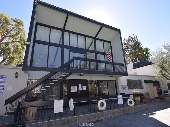18645 Hatteras Street 211, Tarzana CA 91356