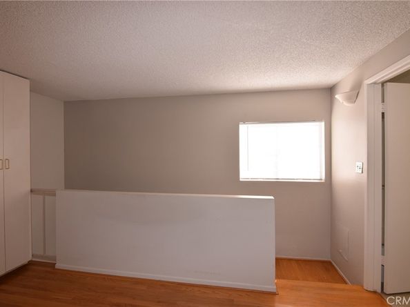 18645 Hatteras Street 211, Tarzana CA 91356