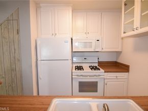18645 Hatteras Street 211, Tarzana CA 91356