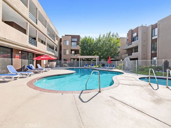 7826 Topanga Canyon Boulevard 301, Canoga Park CA 91304