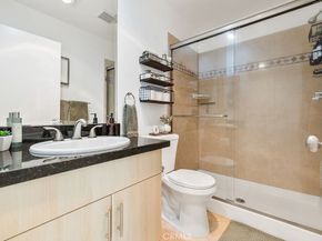 7826 Topanga Canyon Boulevard 301, Canoga Park CA 91304