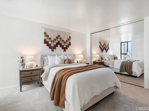 7826 Topanga Canyon Boulevard 301, Canoga Park CA 91304