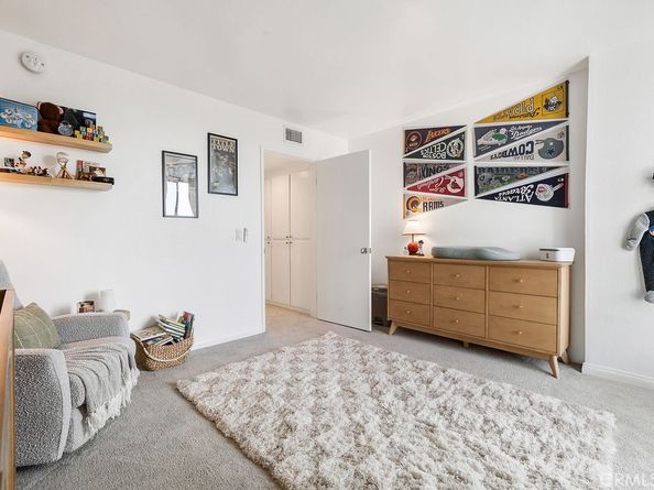 7826 Topanga Canyon Boulevard 301, Canoga Park CA 91304