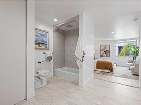 5301 Balboa Boulevard M4, Encino CA 91316