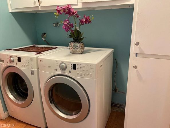 6625 Wilbur 13, Reseda CA 91335