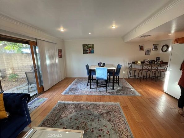 6625 Wilbur 13, Reseda CA 91335