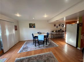 6625 Wilbur 13, Reseda CA 91335