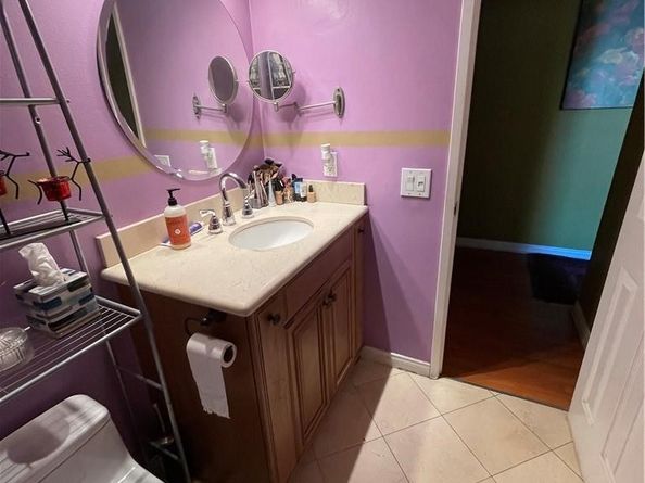 6625 Wilbur 13, Reseda CA 91335