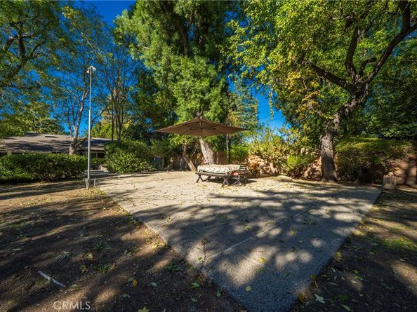 9356 Beckford, Northridge CA 91324