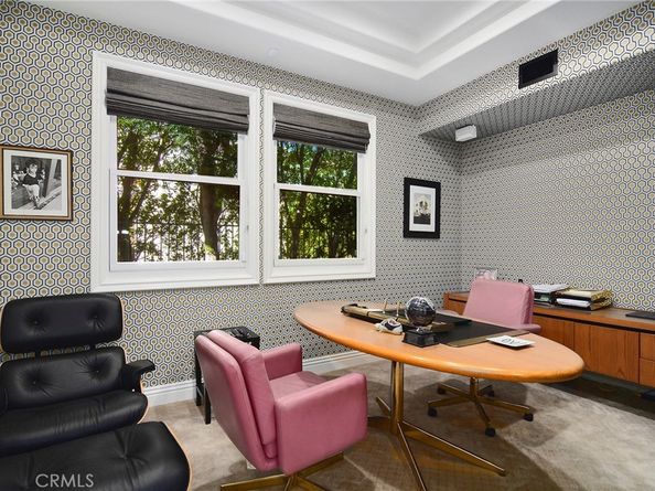 19134 Briarfield Way, Tarzana CA 91356