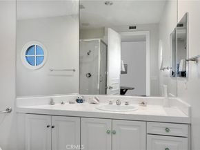 19134 Briarfield Way, Tarzana CA 91356