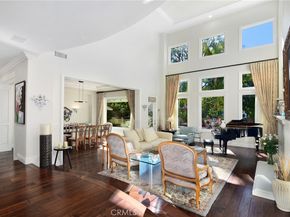 19134 Briarfield Way, Tarzana CA 91356