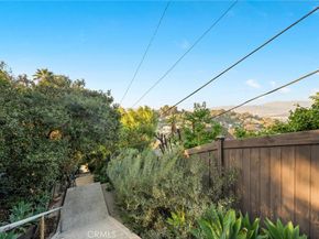 2125 Cove Avenue, Los Angeles CA 90039